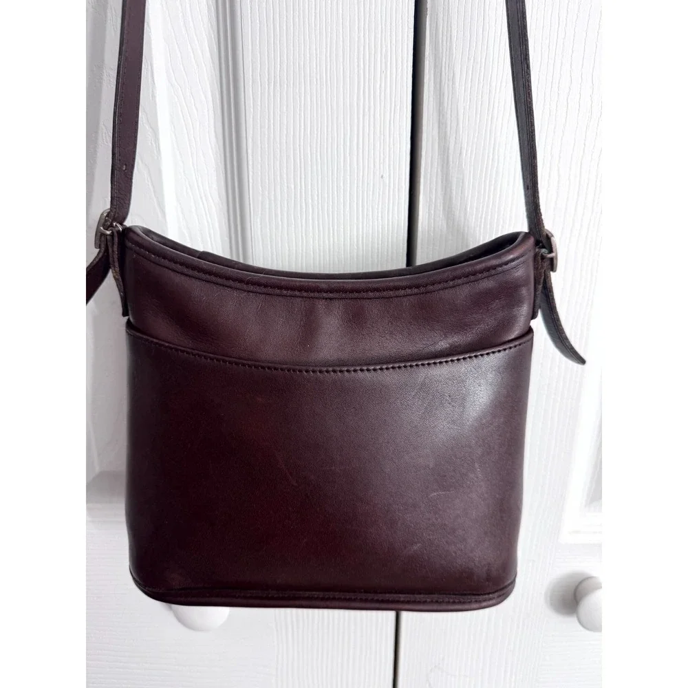 Vintage Coach Mambo 9062 Crossbody Shoulder‎ Bag Women's Brown Mahogany Leather